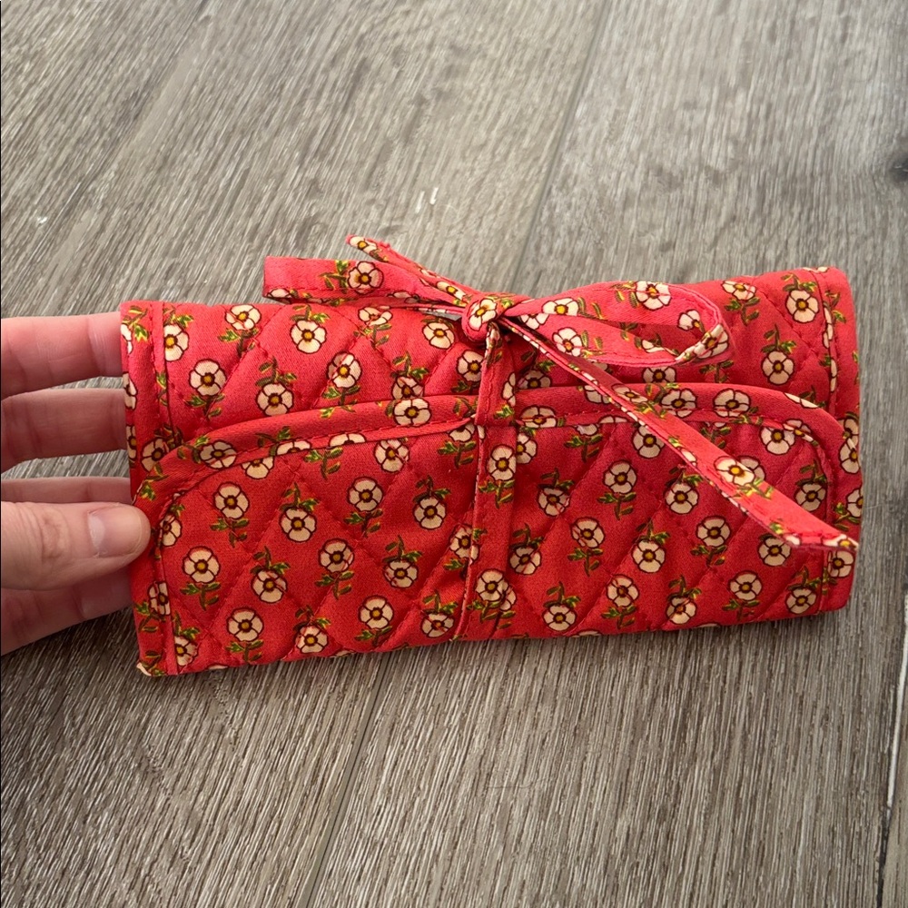 Vera Bradley Jewelry Roll “Tiny Poppies” - Picture 3 of 5